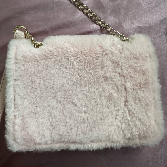 Pink Purse - Picture 4 of 4